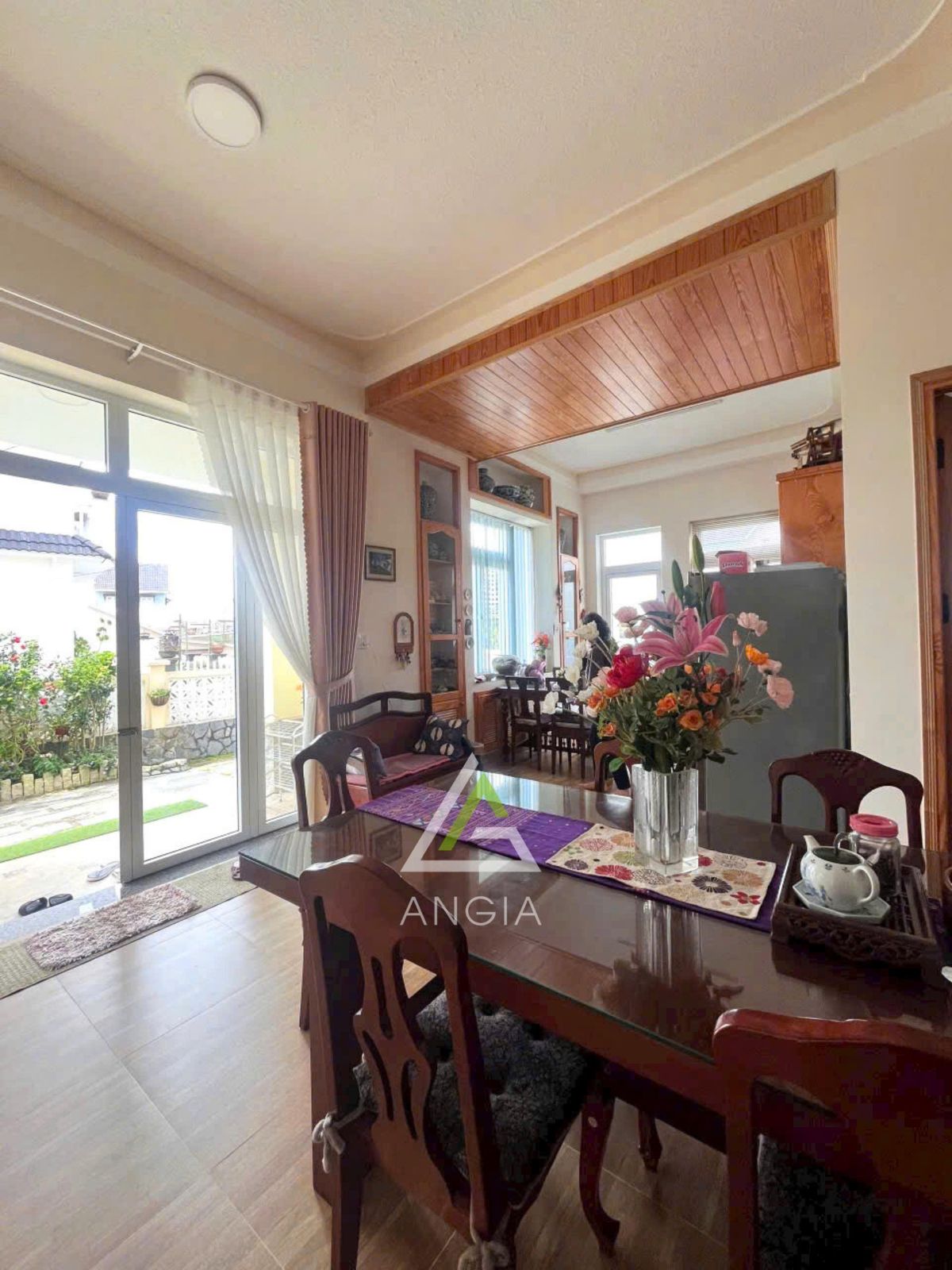 Biệt thự Ngô Tất Tố - Giá: 16ty5