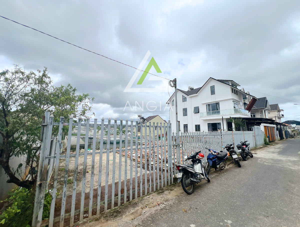 Đất Hồ Xuân Hương (Hồ Than Thở) - Giá: 6ty9