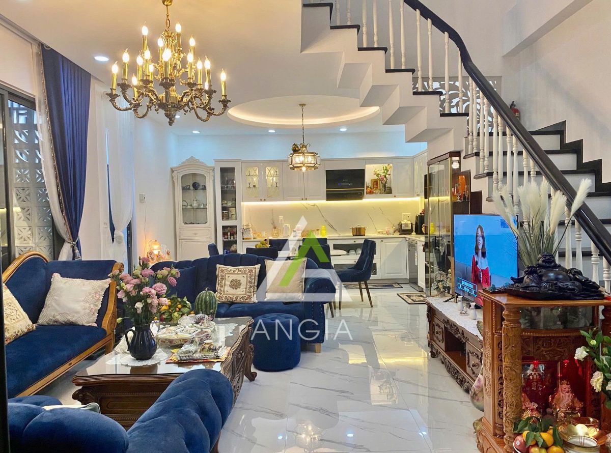 Nhà Vạn Thành - Giá: 3ty9