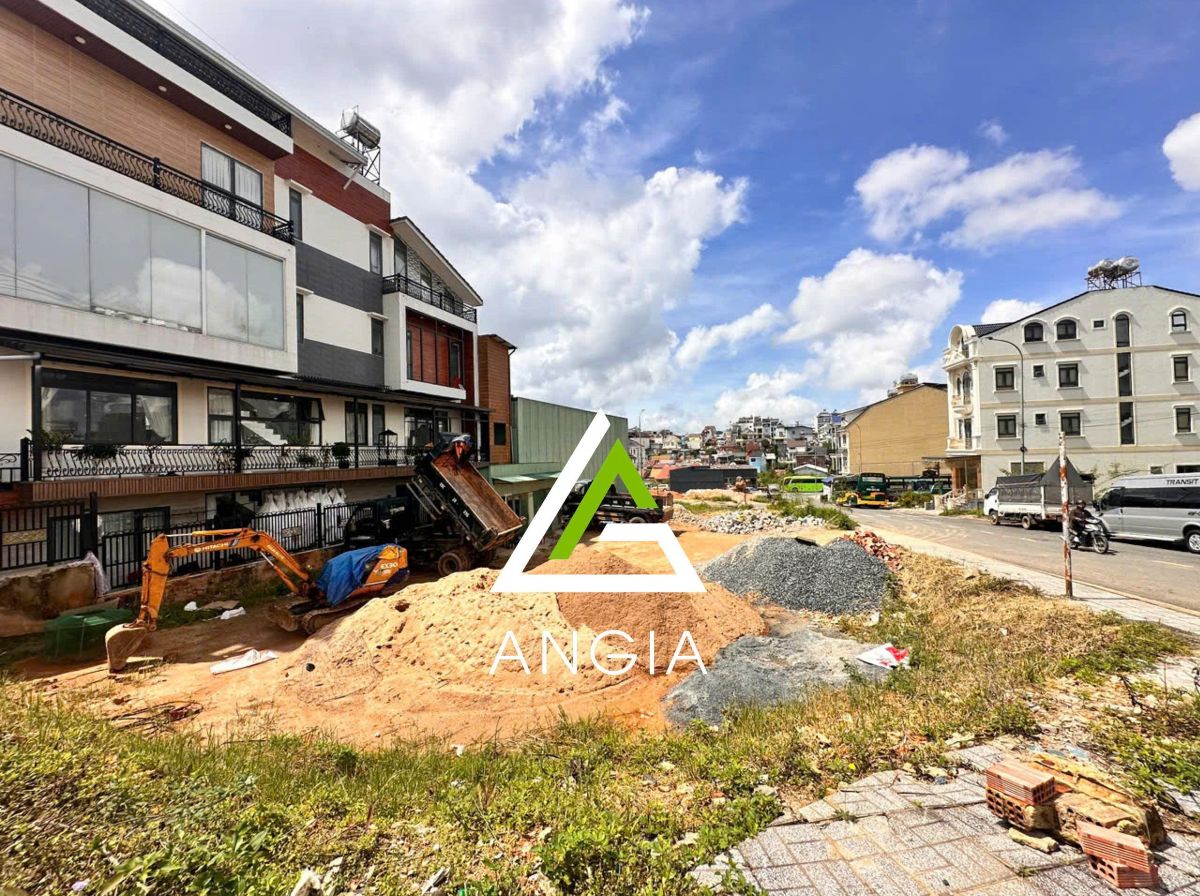 Đất Khu văn hóa - thể thao tỉnh Lâm Đồng - Giá: 15ty
