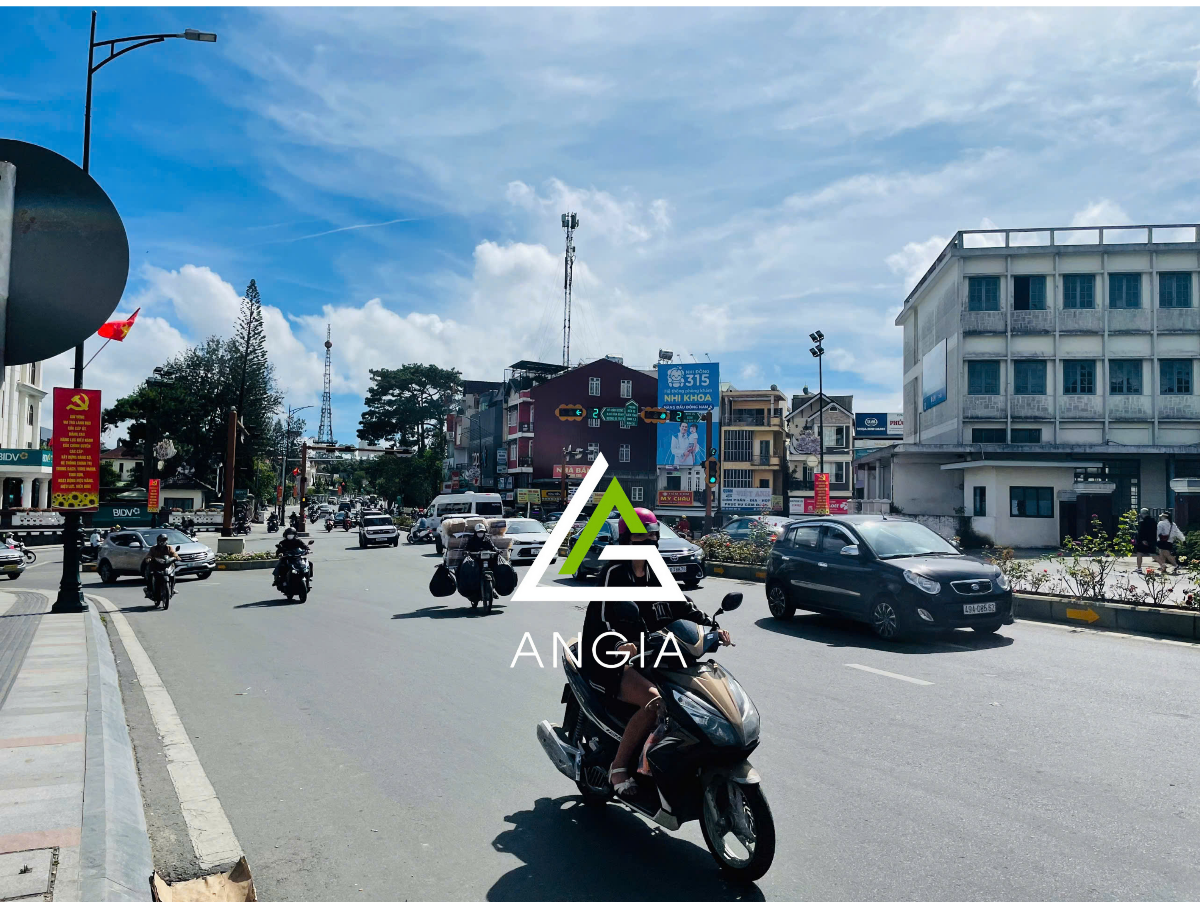 Nhà Trần Phú - Giá: 8ty5