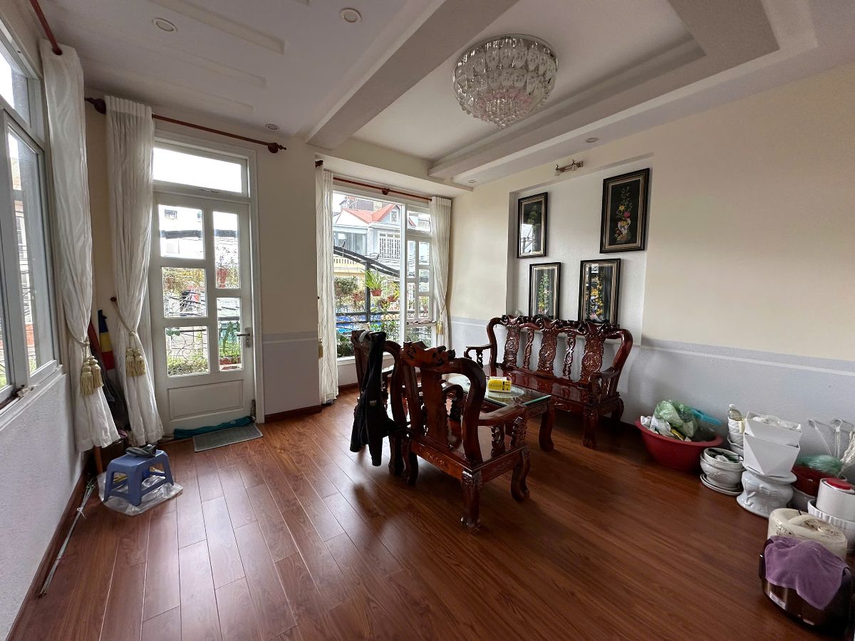 Nhà mặt tiền Ngô Quyền - Giá: 14ty5