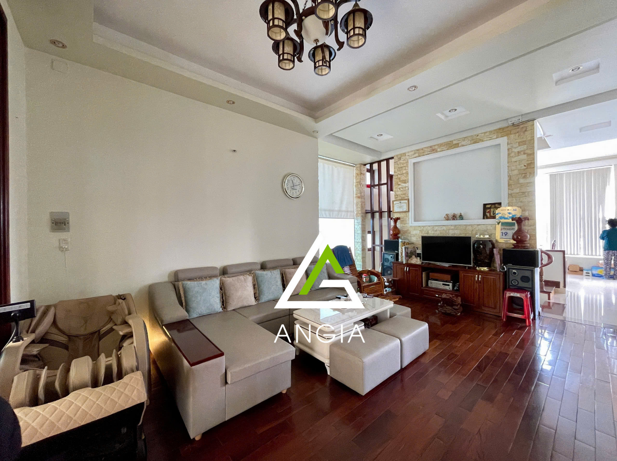 Nhà KQH Bạch Đằng - Ngô Quyền - Giá: 18ty668