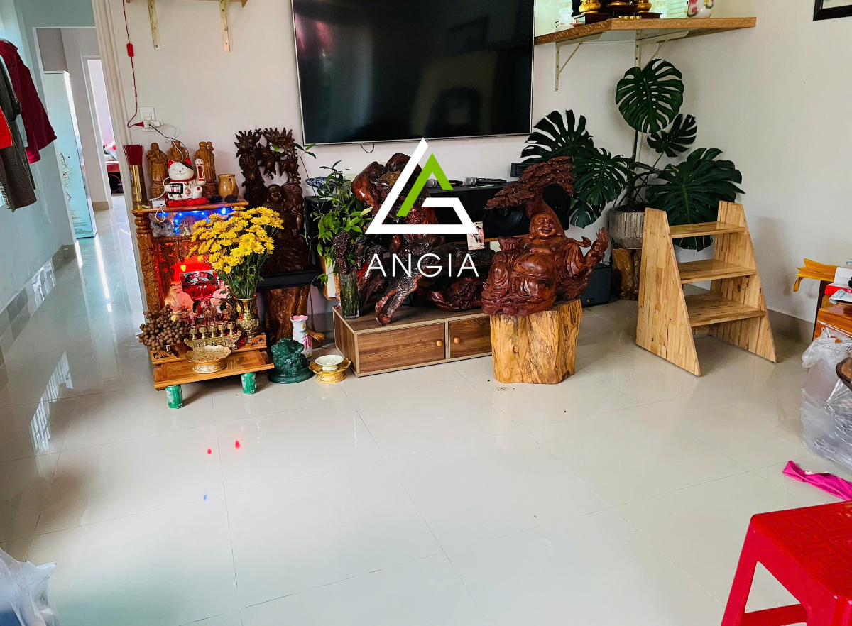 Nhà Nguyễn Trung Trực - Giá: 8ty2