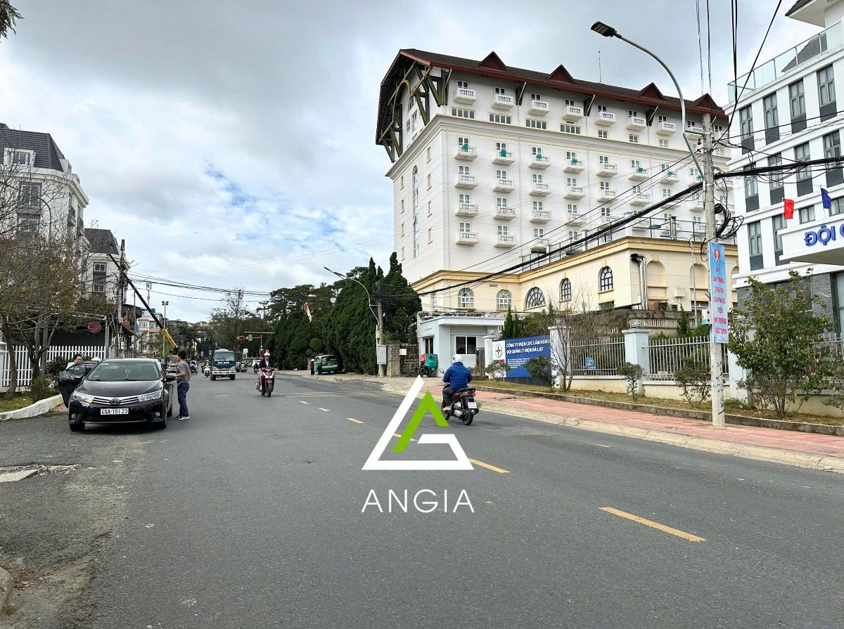 Bán đất tặng nhà đường Ba Tháng Hai - Giá: 7ty