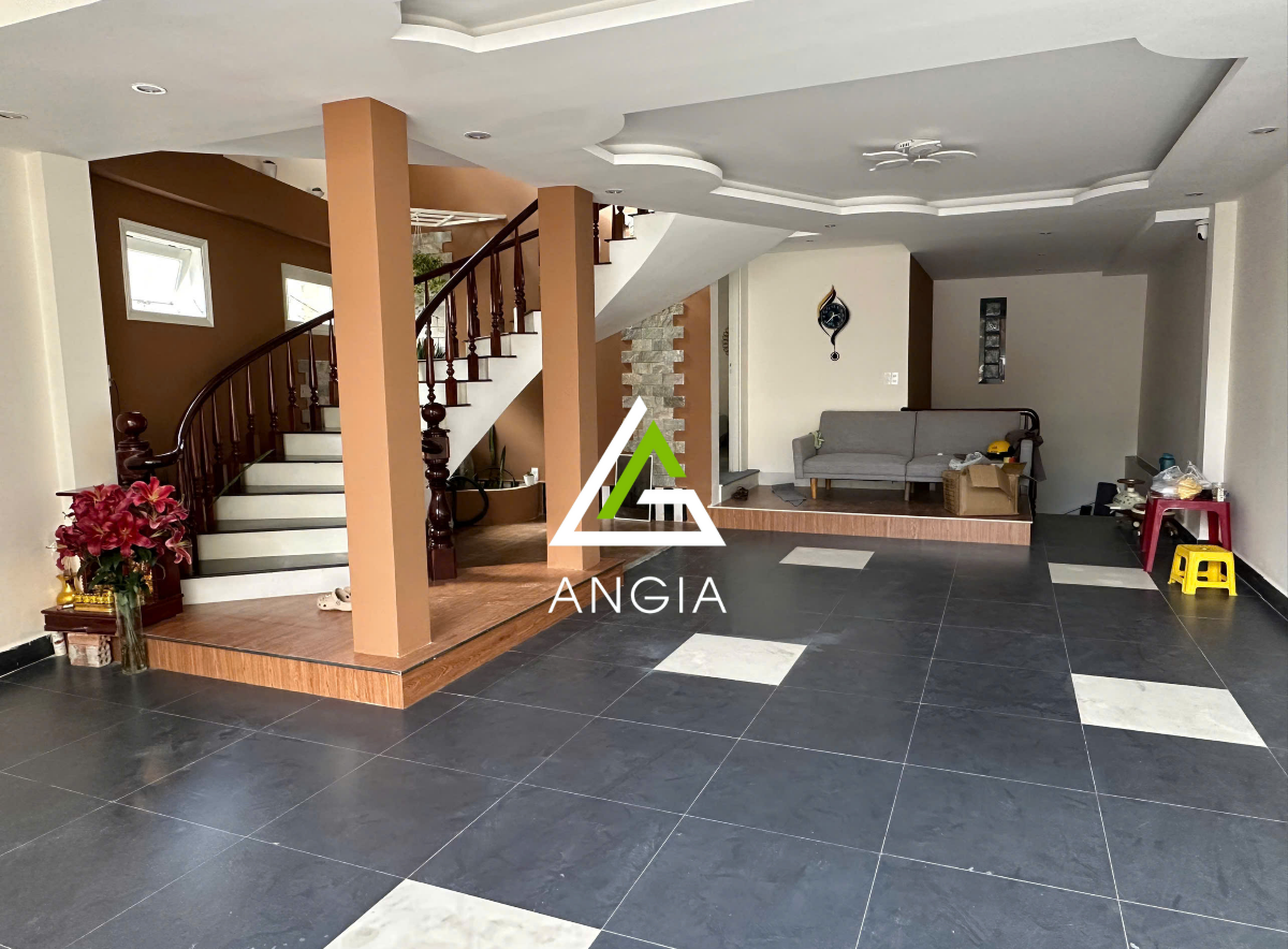 Nhà Ngô Quyền - Giá: 7ty950