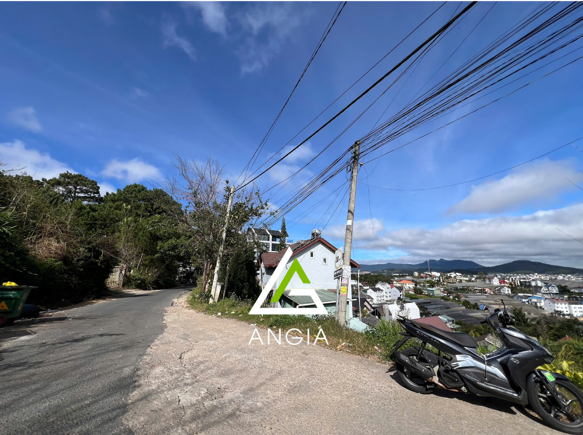 Đất Trịnh Hoài Đức - Giá: 27ty3