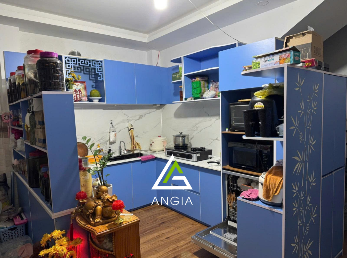 Nhà Nguyễn Công Trứ - Giá: 7ty