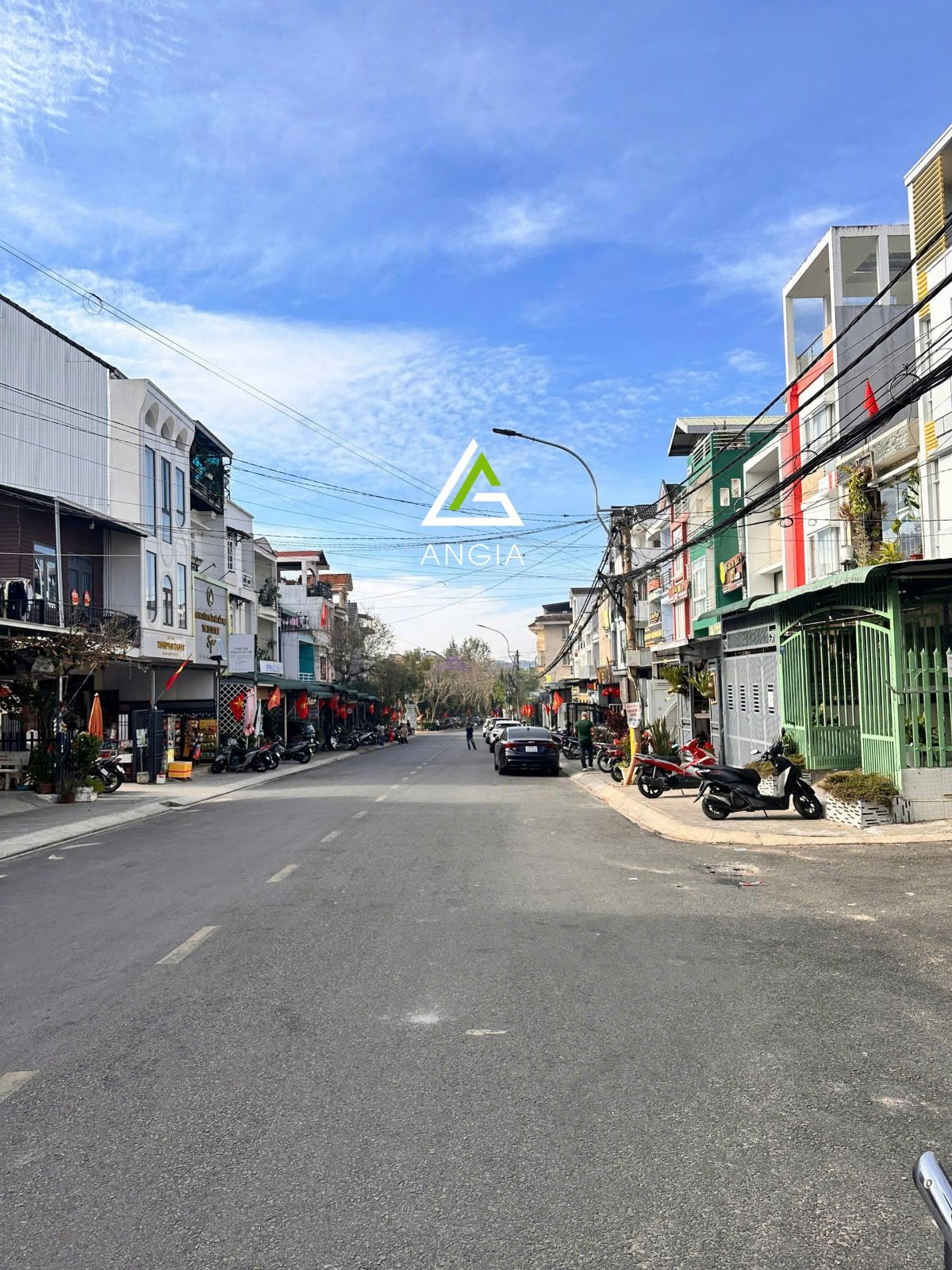 Nhà mặt tiền Nguyễn Lương Bằng - Giá: 16ty