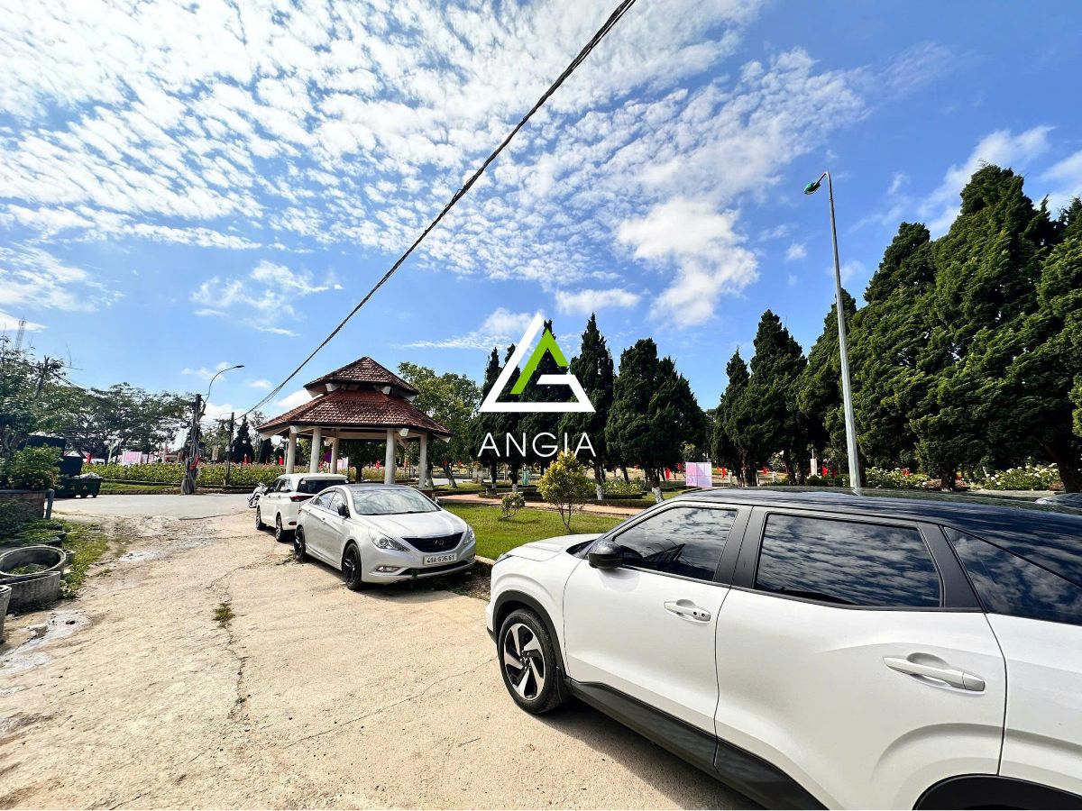Đất Trần Hưng Đạo - Giá: 50ty