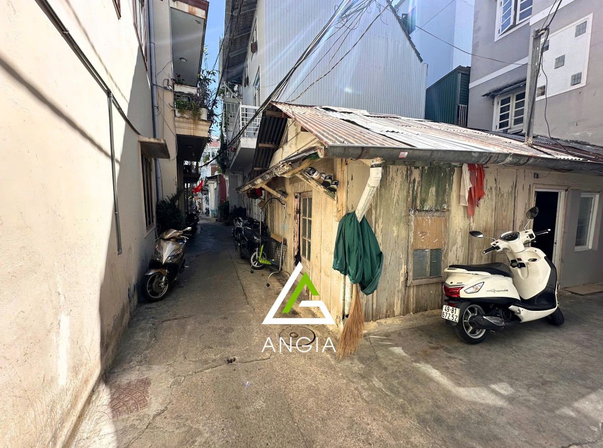 Đất đường Ba Tháng Hai - Giá: 2ty7