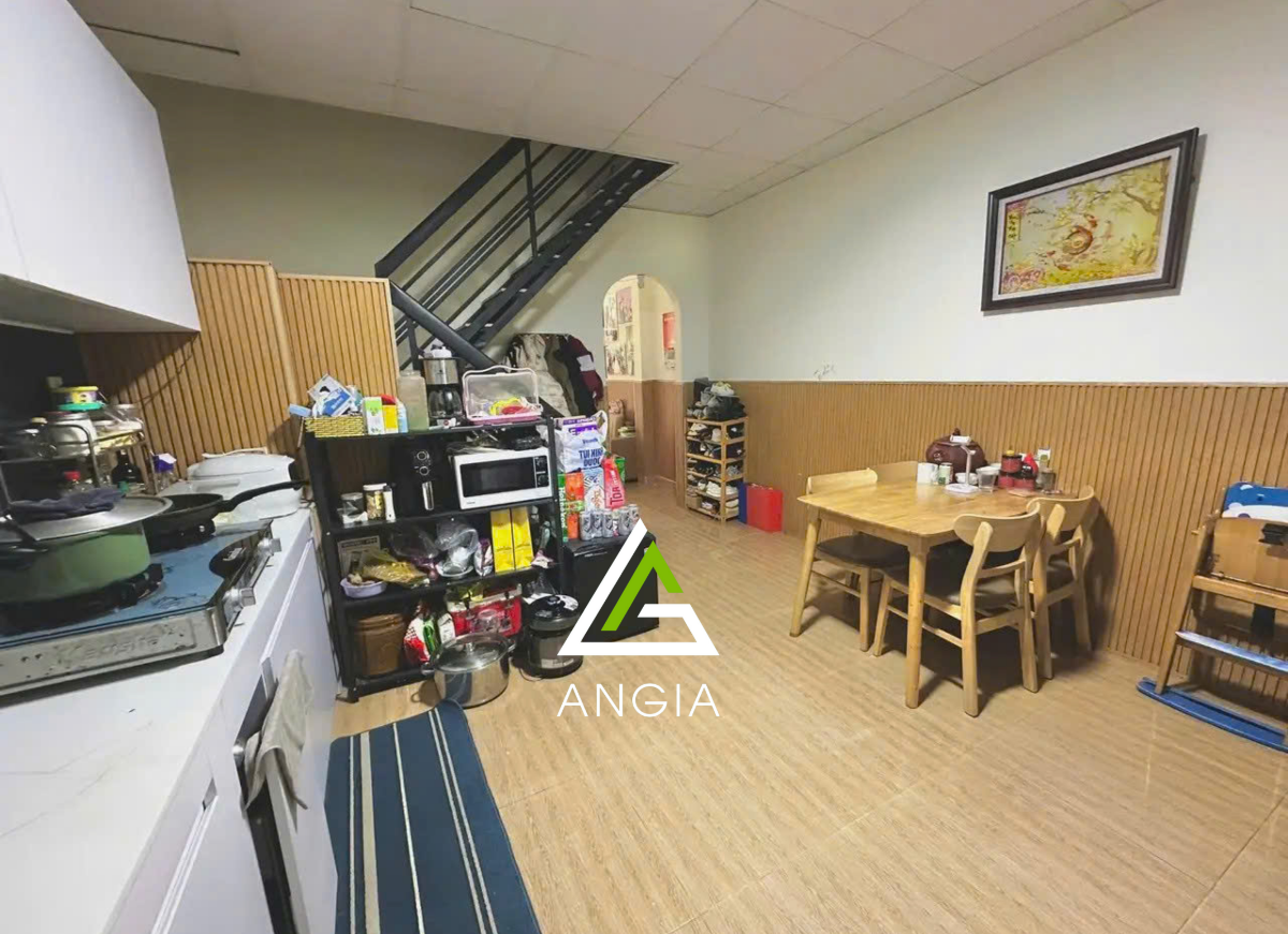 Nhà Chi Lăng - Giá: 4ty750