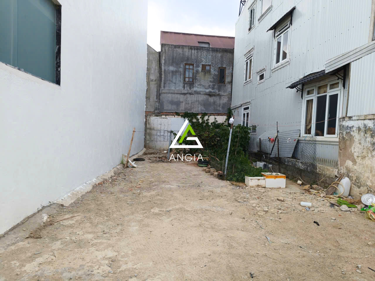 Đất mặt tiền Nguyễn Trung Trực - Giá: 11ty