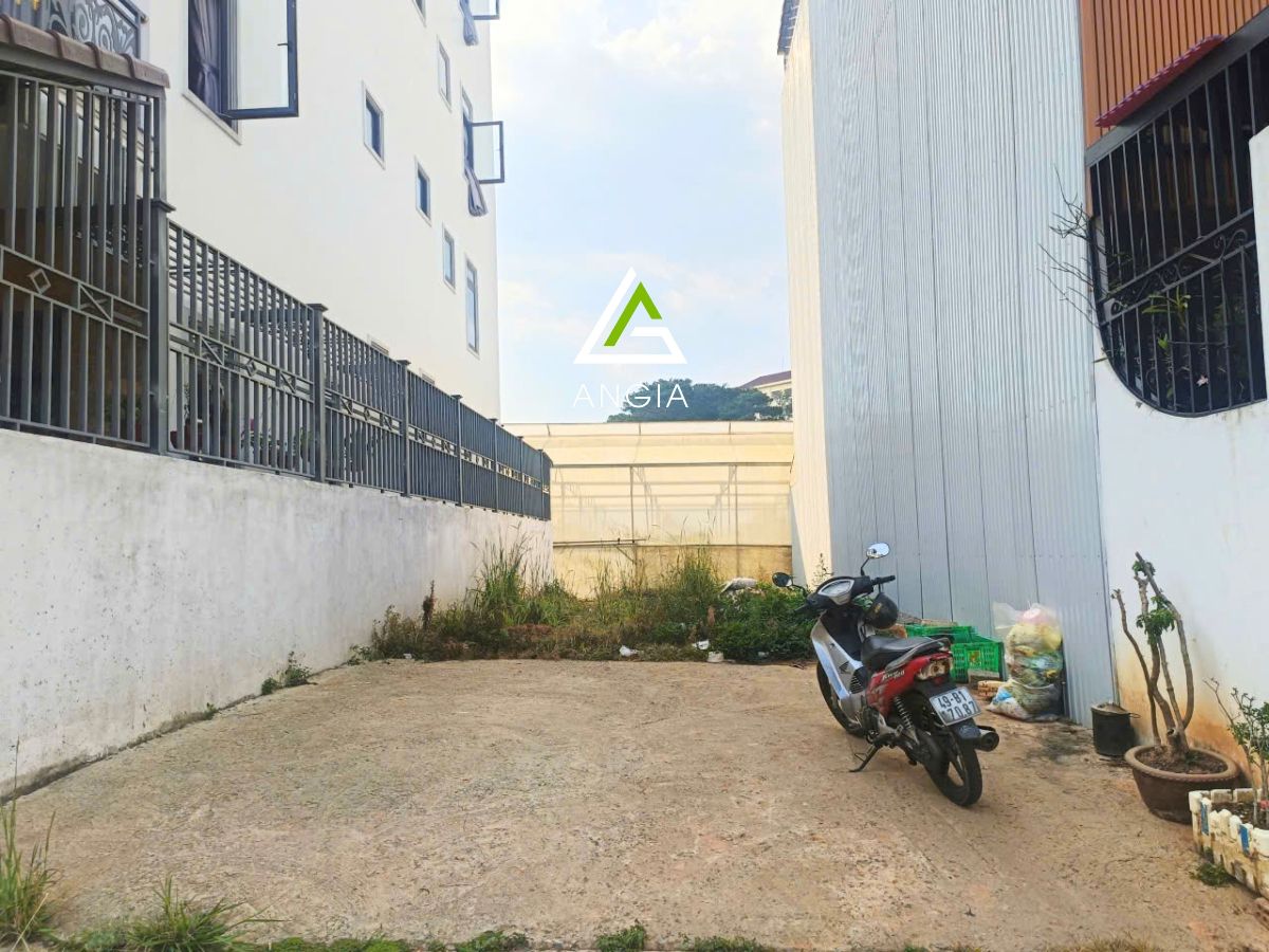 Đất Nguyễn Siêu - Giá: 4ty3