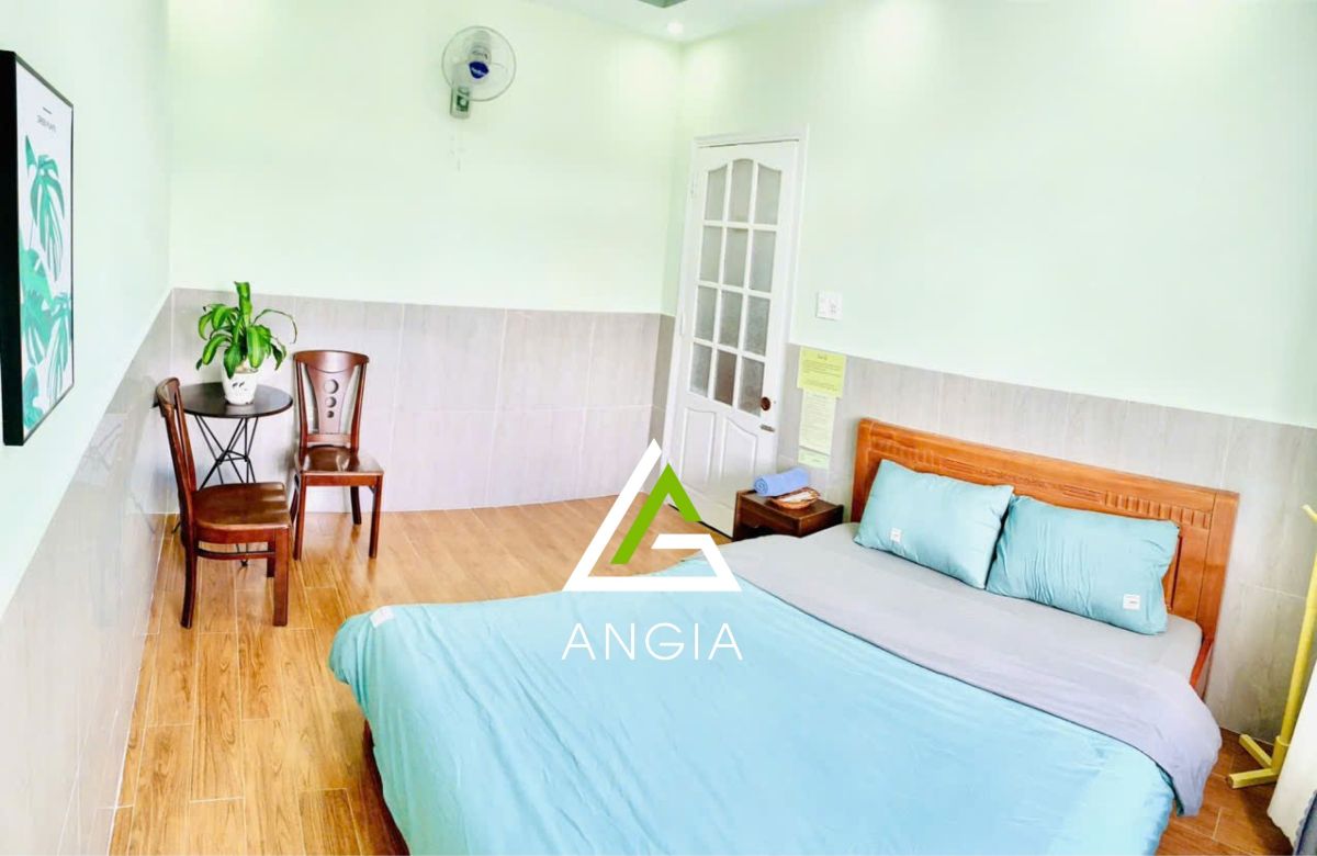 Nhà Mặt tiền Tô Hiệu - Giá: 25ty